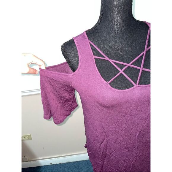 West Coast Love Cold Shoulder Plum Cross Front Blouse - Picture 2 of 8